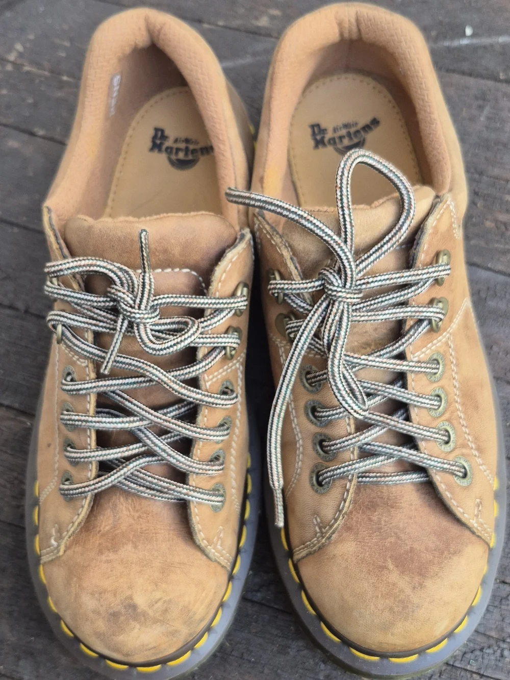 VIntage Dr. Martens 10940 low-top chunky oxford shoes M-8/ W-9